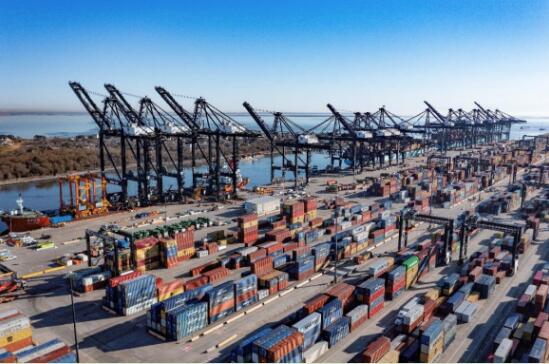 Port_Houston_Surpasses_2_Million_TEU_Milestone_in_Record_Time.jpg