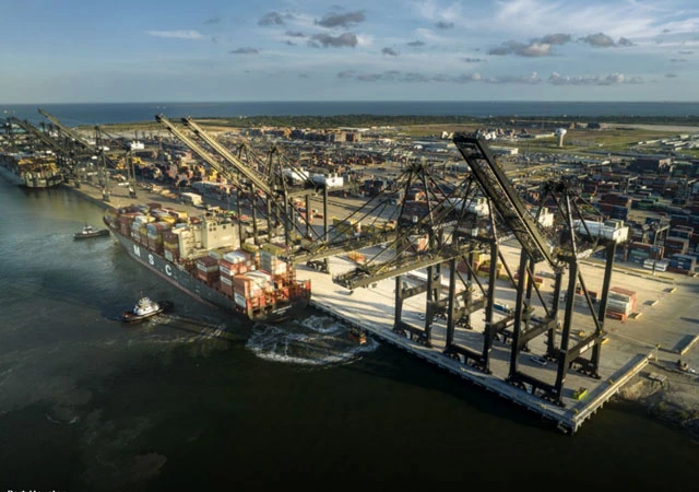 Port Houston Expands with New Hybrid Handling Equipment